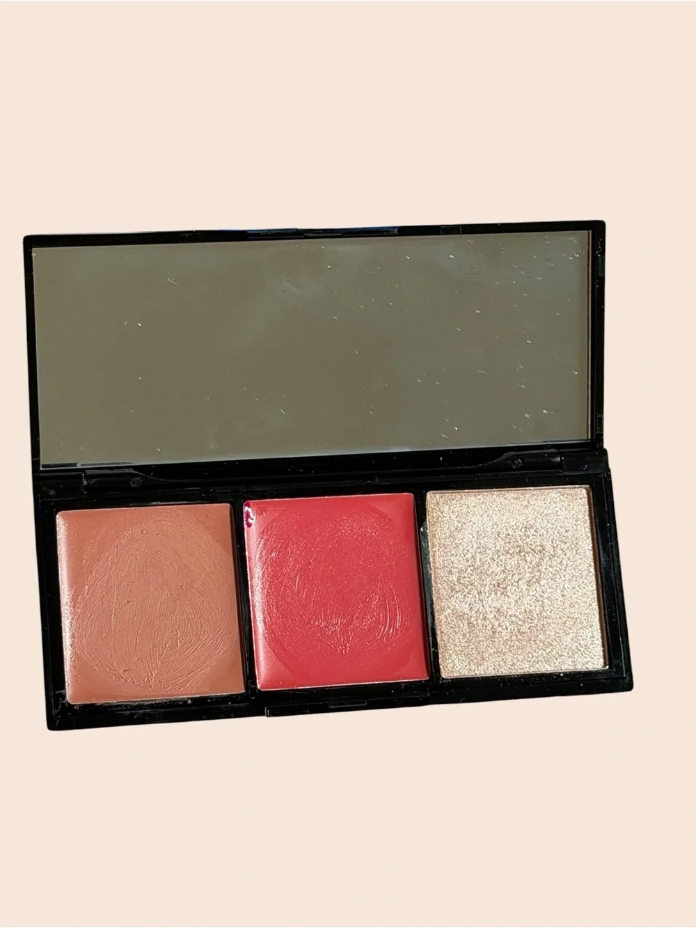 Laura Geller Made to Multitask Cream Trio Palette in THINK PINK